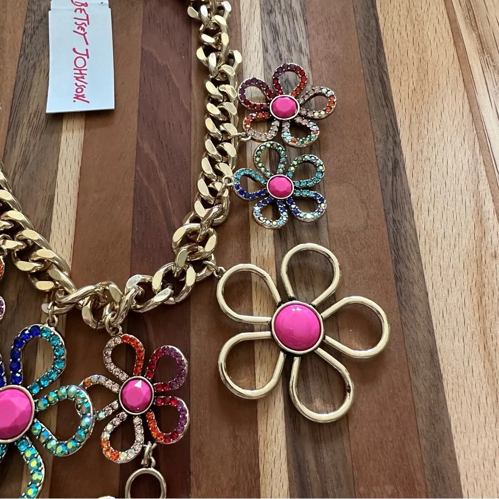 Betsey Johnson Flower Statement Necklace